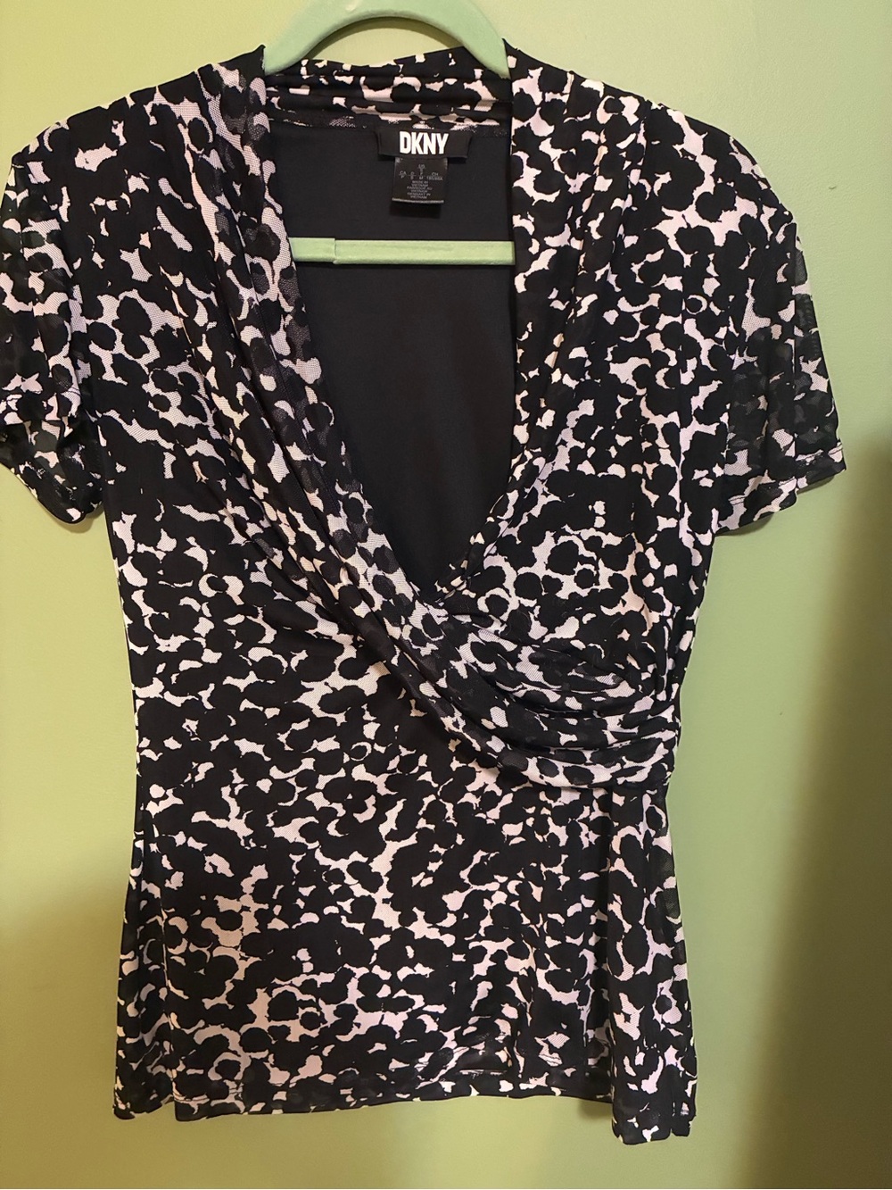 DKNY Black and White Wrap-Front Short Sleeve Top